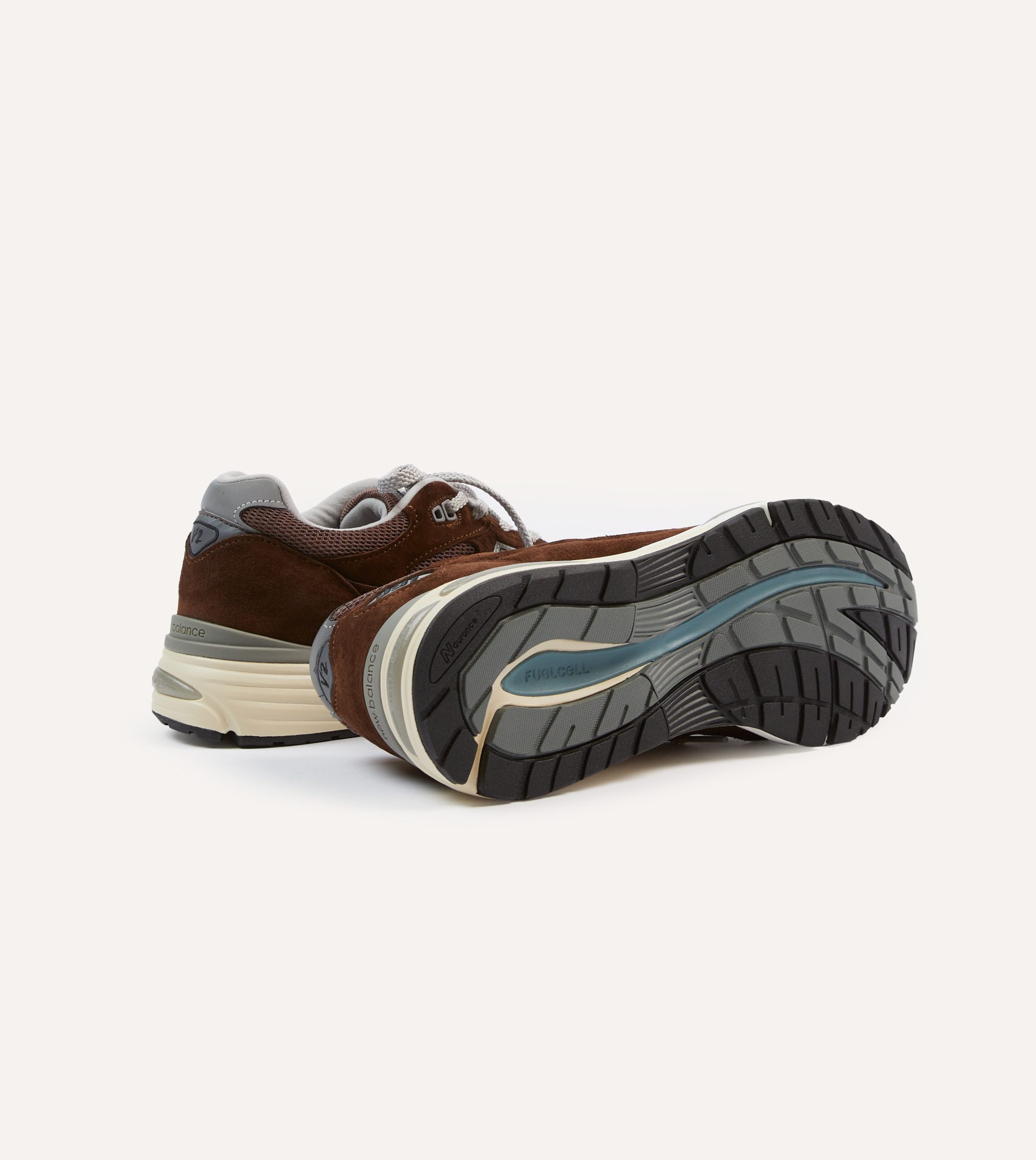 New Balance Pinecone Made in UK 991v2 Trainers - Image 2