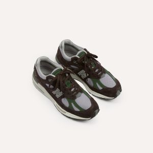 New Balance Brown 'Essentially Offbeat' Made in UK 991v2 Trainers